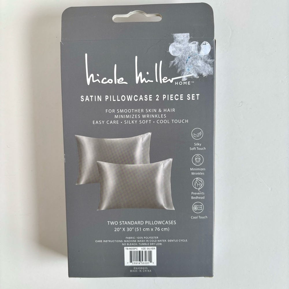 Nicole Miller Home Satin Pillowcase Set 2 Standard Silver/Gray NIB - Picture 3 of 3